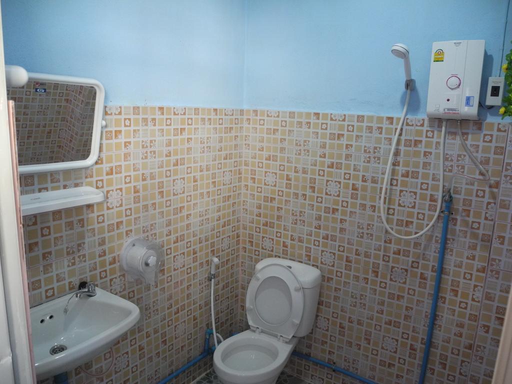 Nam Pueng Place 2 Chiang Saen Quarto foto